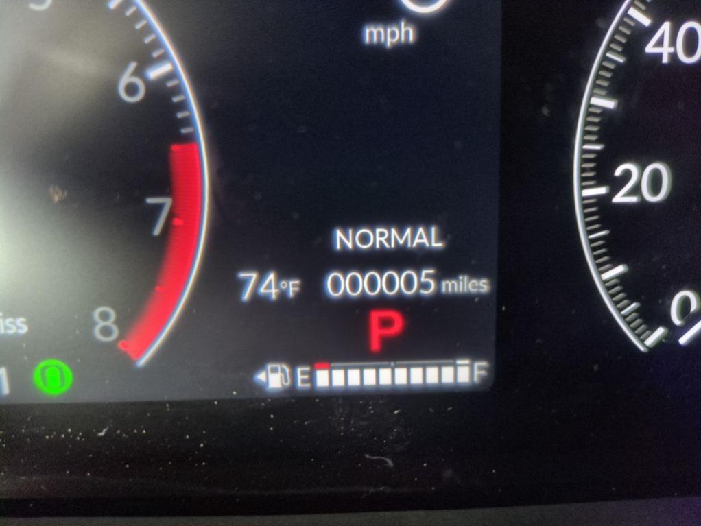 new 2025 Honda Pilot car, priced at $52,549