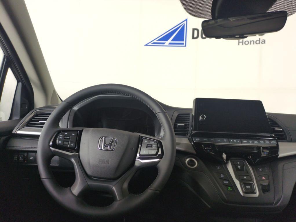 new 2026 Honda Odyssey car, priced at $45,289
