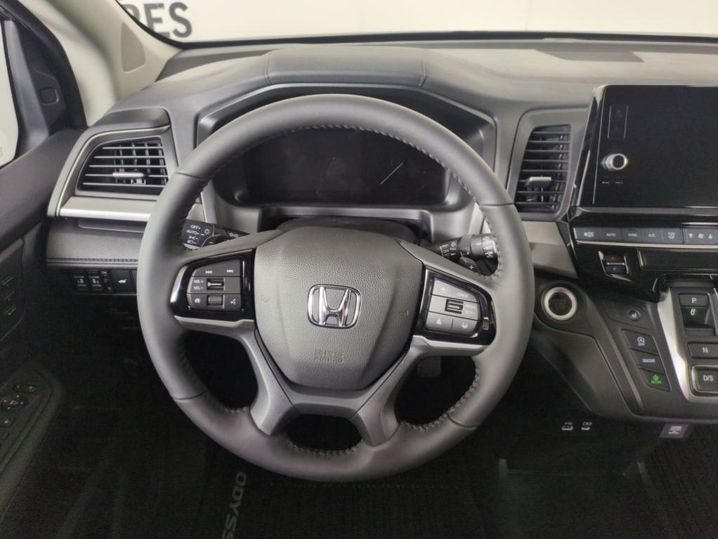 new 2026 Honda Odyssey car, priced at $45,289