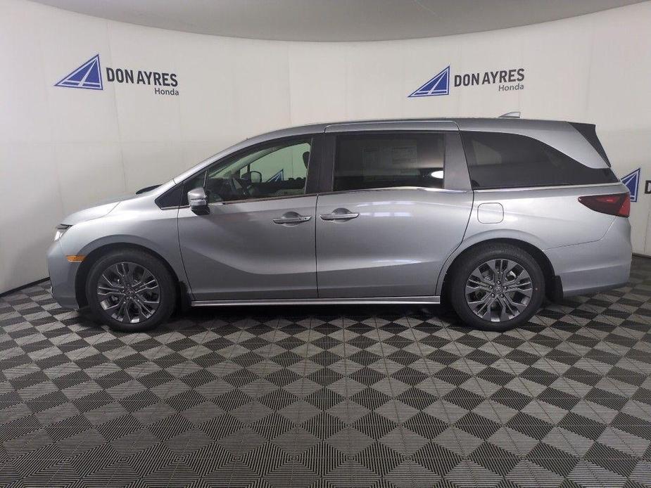 new 2025 Honda Odyssey car, priced at $48,005