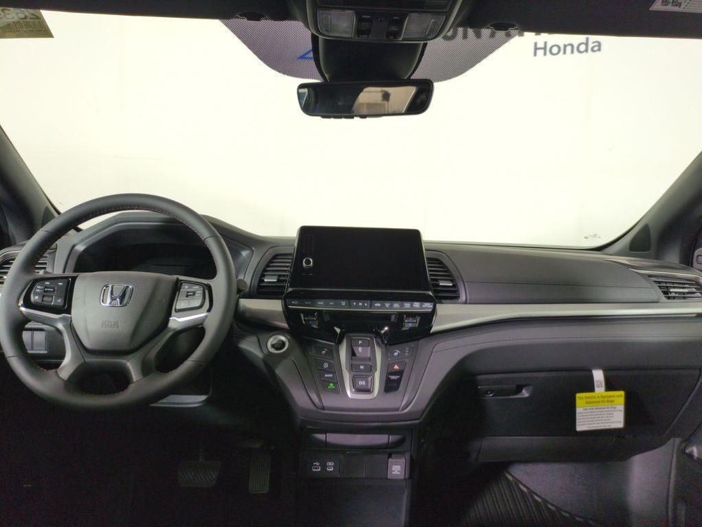 new 2026 Honda Odyssey car, priced at $43,621