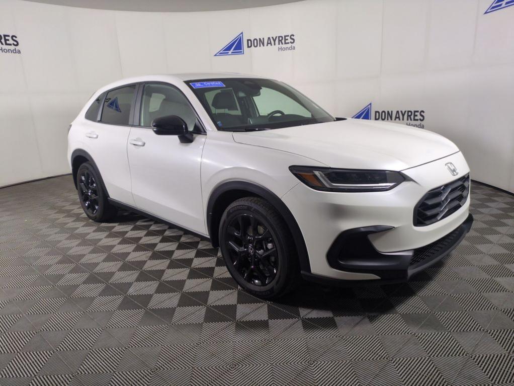 used 2025 Honda HR-V car, priced at $27,999