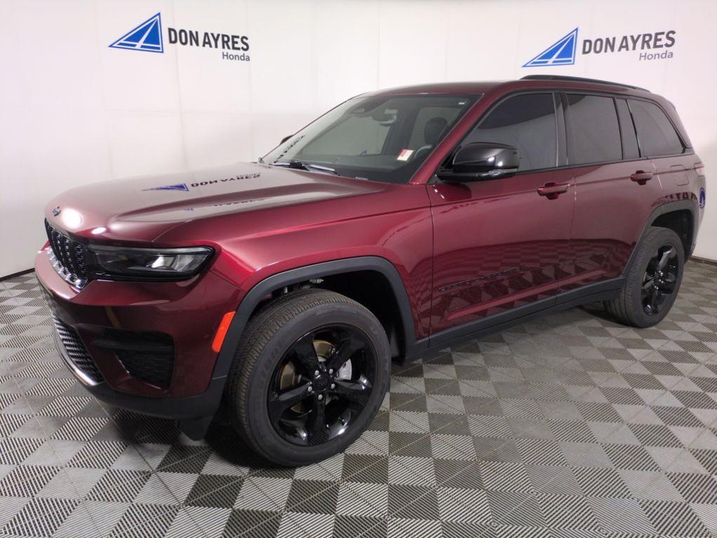 used 2023 Jeep Grand Cherokee car, priced at $33,971