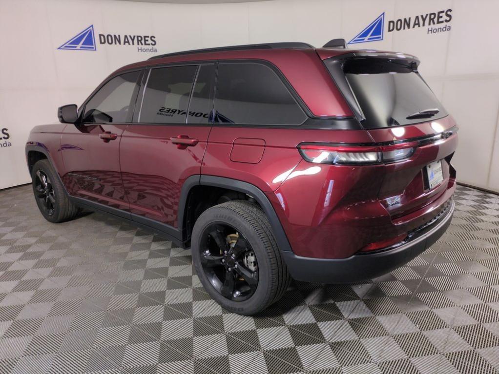 used 2023 Jeep Grand Cherokee car, priced at $33,971