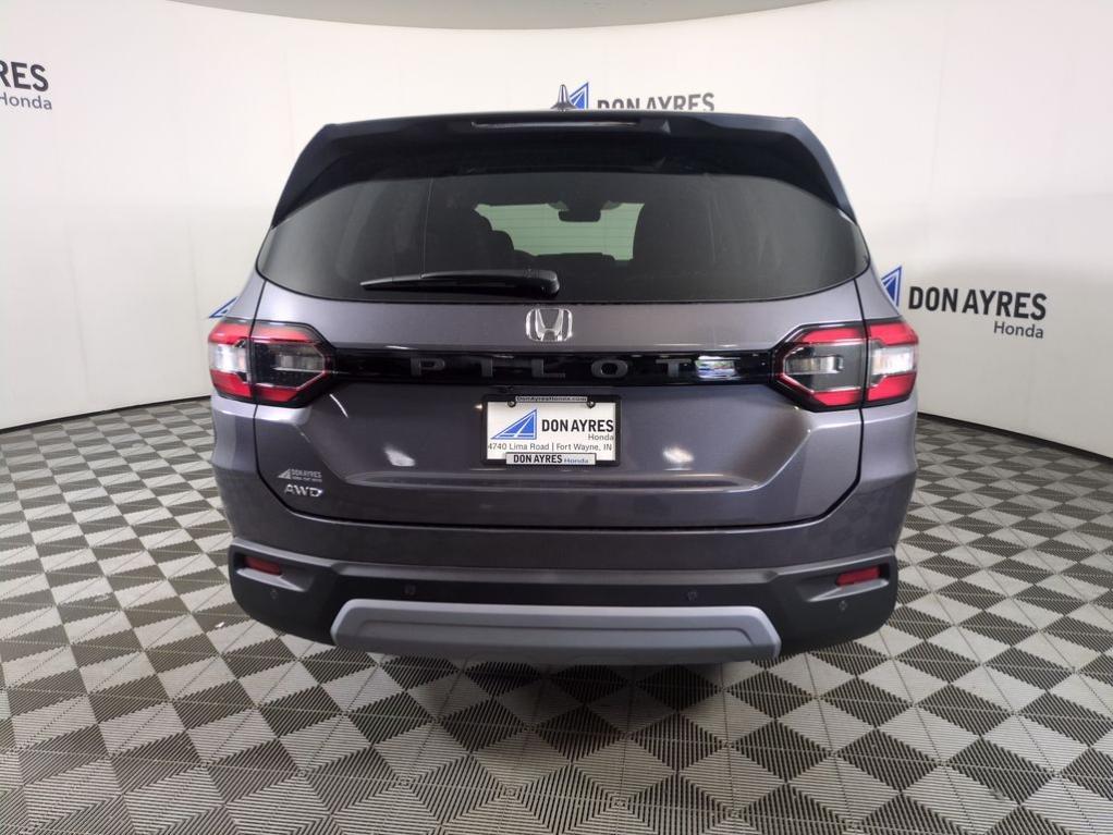 new 2025 Honda Pilot car, priced at $48,049