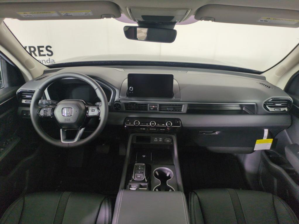 new 2025 Honda Pilot car, priced at $48,049