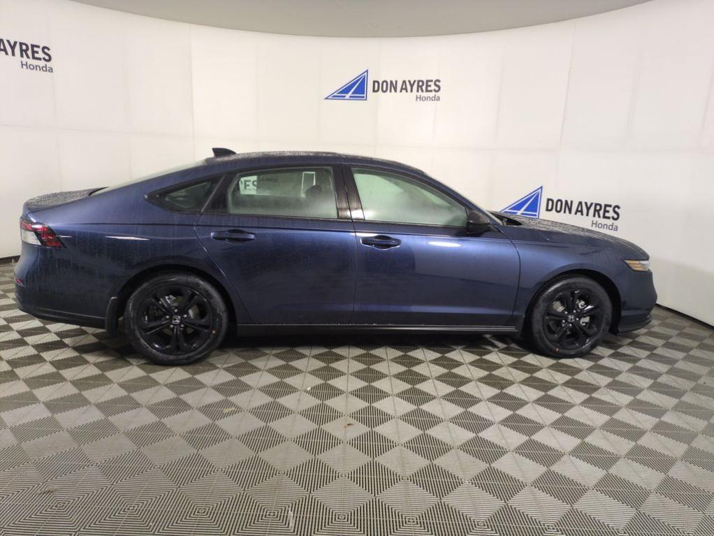 new 2025 Honda Accord car, priced at $32,654