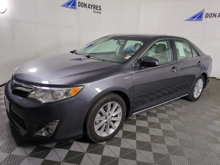 used 2014 Toyota Camry Hybrid car, priced at $14,999