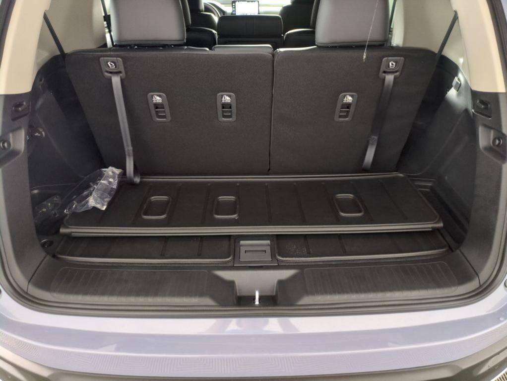 new 2025 Honda Pilot car, priced at $48,926