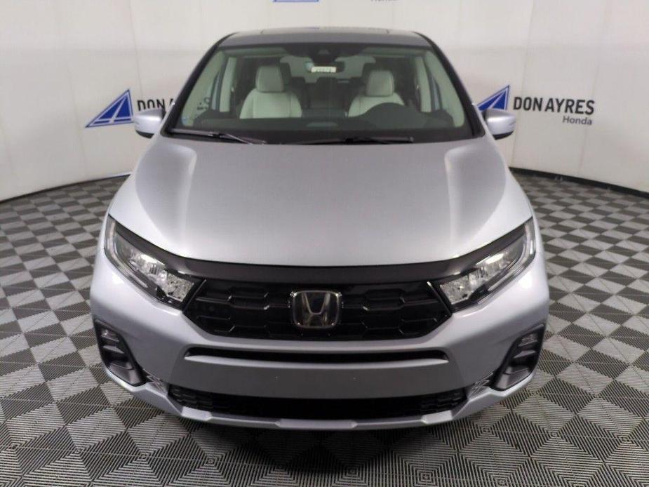 new 2025 Honda Odyssey car, priced at $48,005