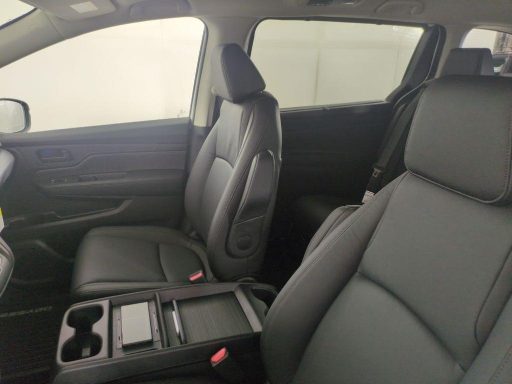 new 2026 Honda Odyssey car, priced at $45,744