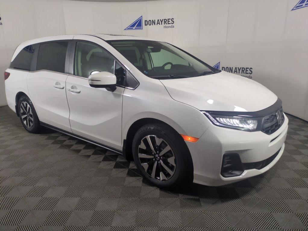 new 2026 Honda Odyssey car, priced at $45,744