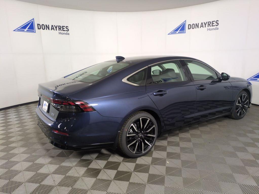 new 2025 Honda Accord Hybrid car, priced at $41,394