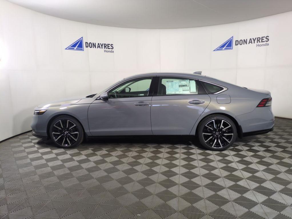 new 2025 Honda Accord Hybrid car, priced at $38,540