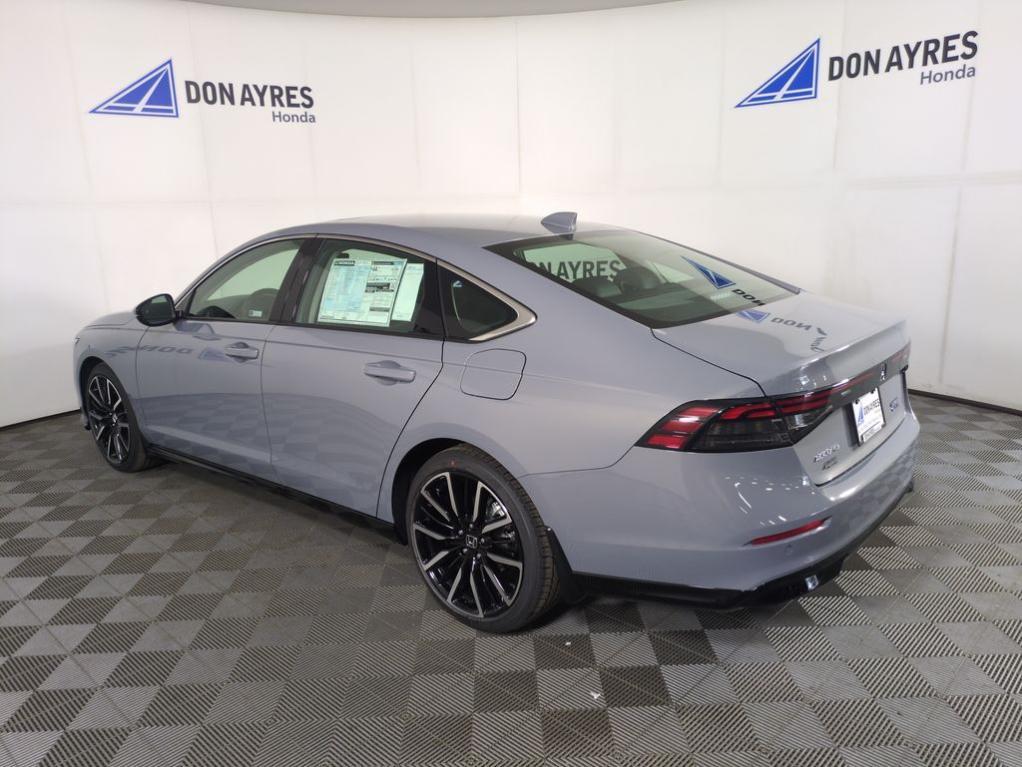 new 2025 Honda Accord Hybrid car, priced at $38,540