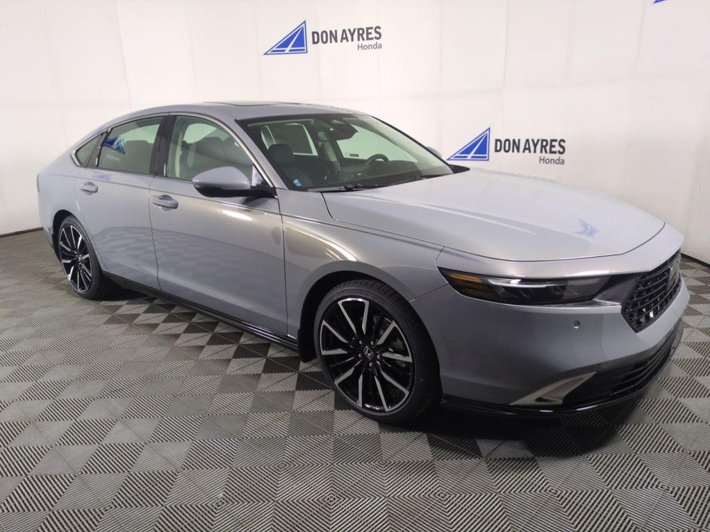 new 2025 Honda Accord Hybrid car, priced at $38,540