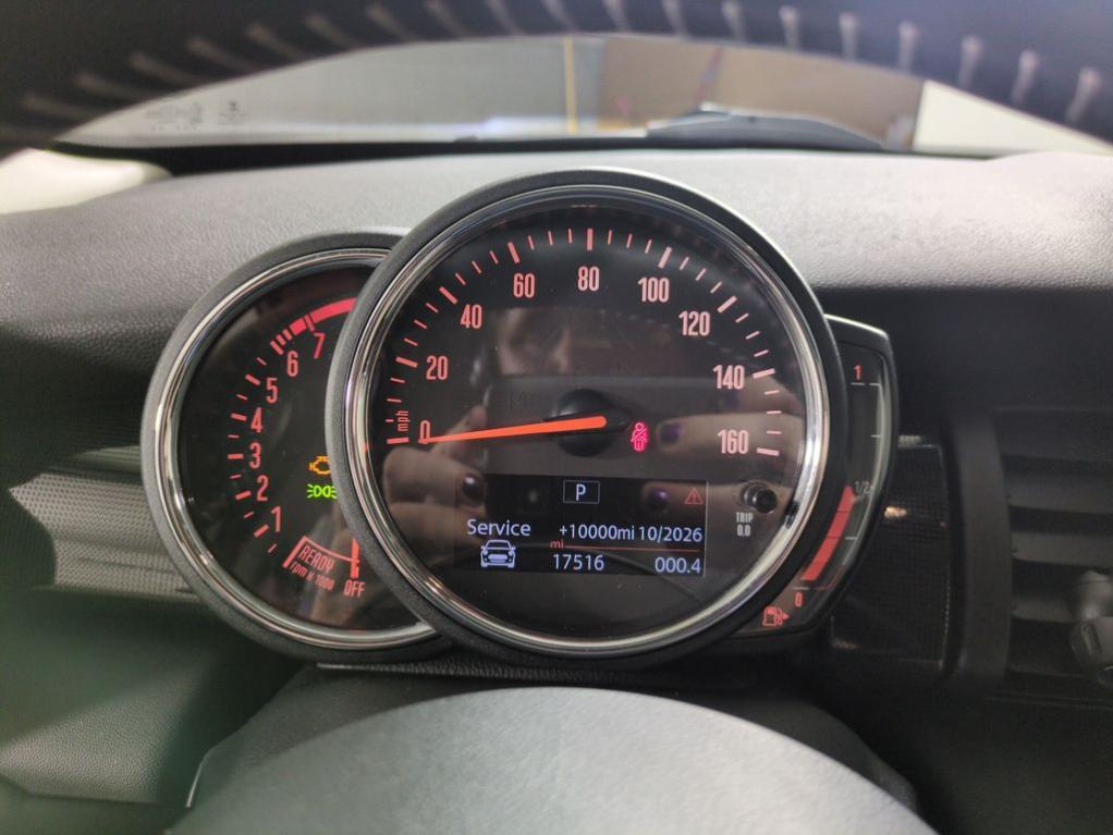 used 2021 MINI Hardtop car, priced at $19,876