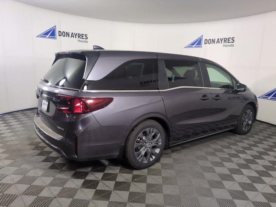 new 2025 Honda Odyssey car, priced at $48,005