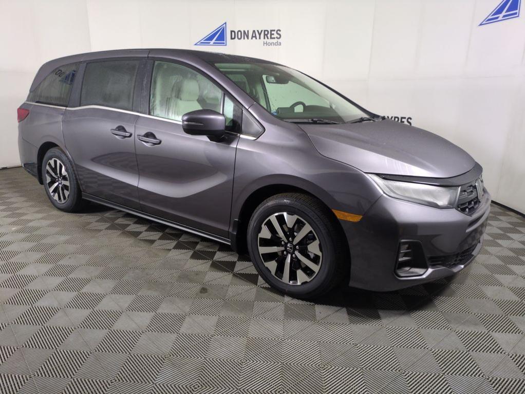 new 2026 Honda Odyssey car, priced at $45,289