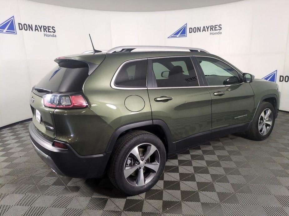 used 2021 Jeep Cherokee car, priced at $23,999