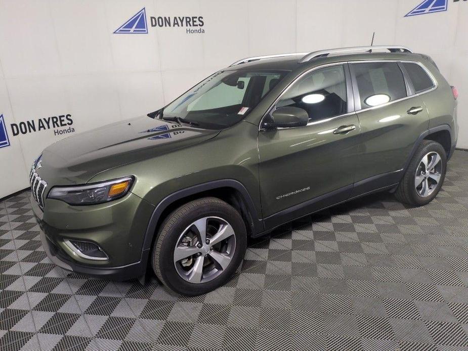 used 2021 Jeep Cherokee car, priced at $23,999