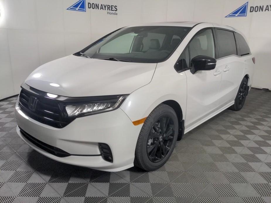 new 2024 Honda Odyssey car, priced at $44,110