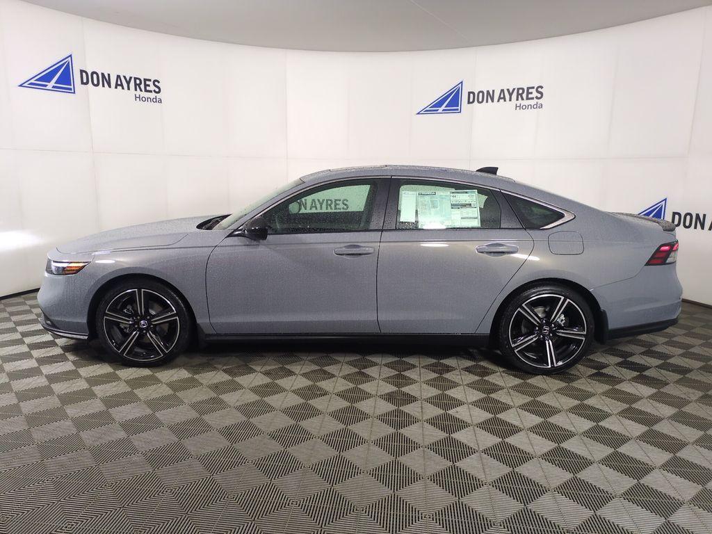 new 2025 Honda Accord Hybrid car, priced at $34,122