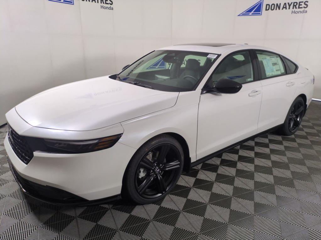 new 2025 Honda Accord Hybrid car, priced at $37,924
