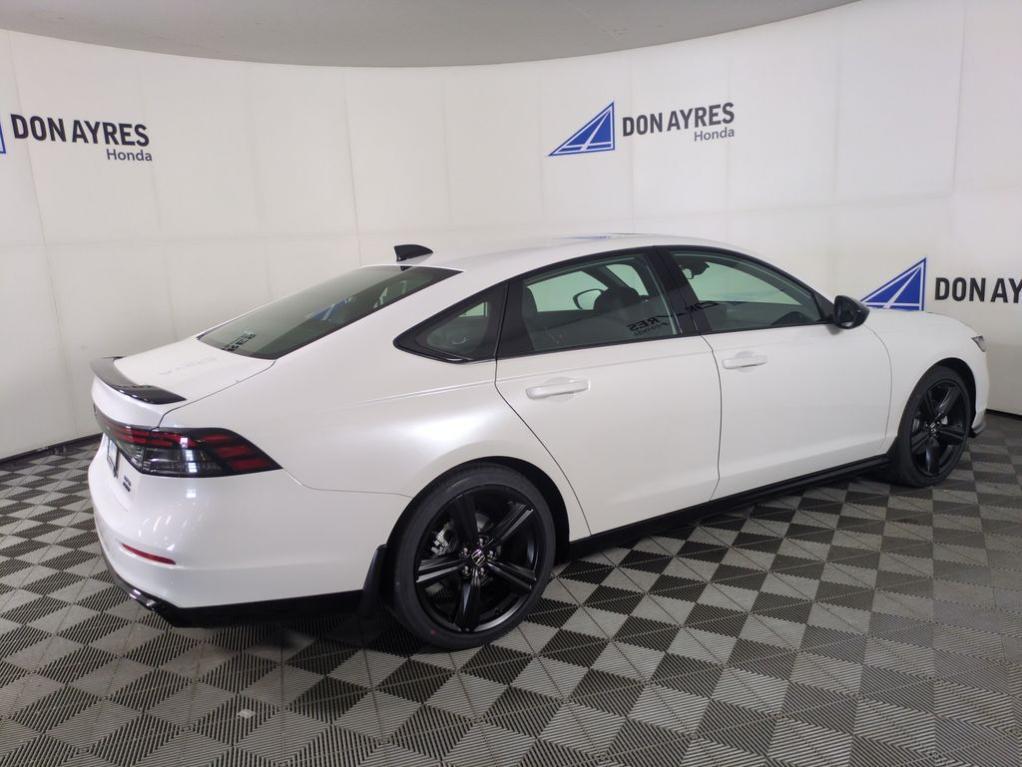new 2025 Honda Accord Hybrid car, priced at $37,924