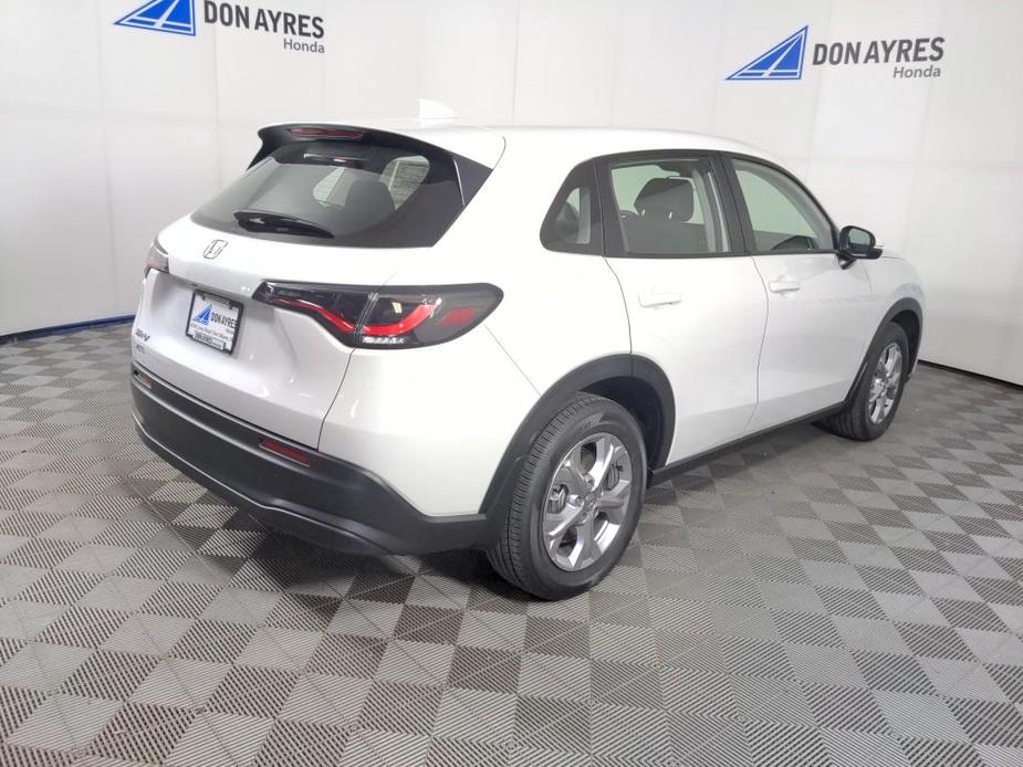 new 2024 Honda HR-V car, priced at $27,905