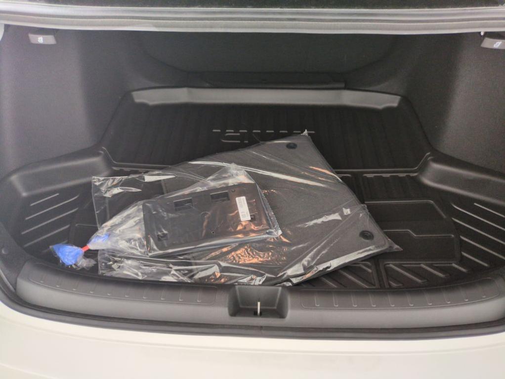 new 2025 Honda Civic Hybrid car, priced at $29,578