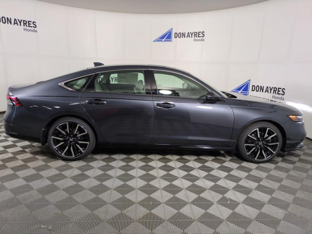 new 2025 Honda Accord Hybrid car, priced at $41,349