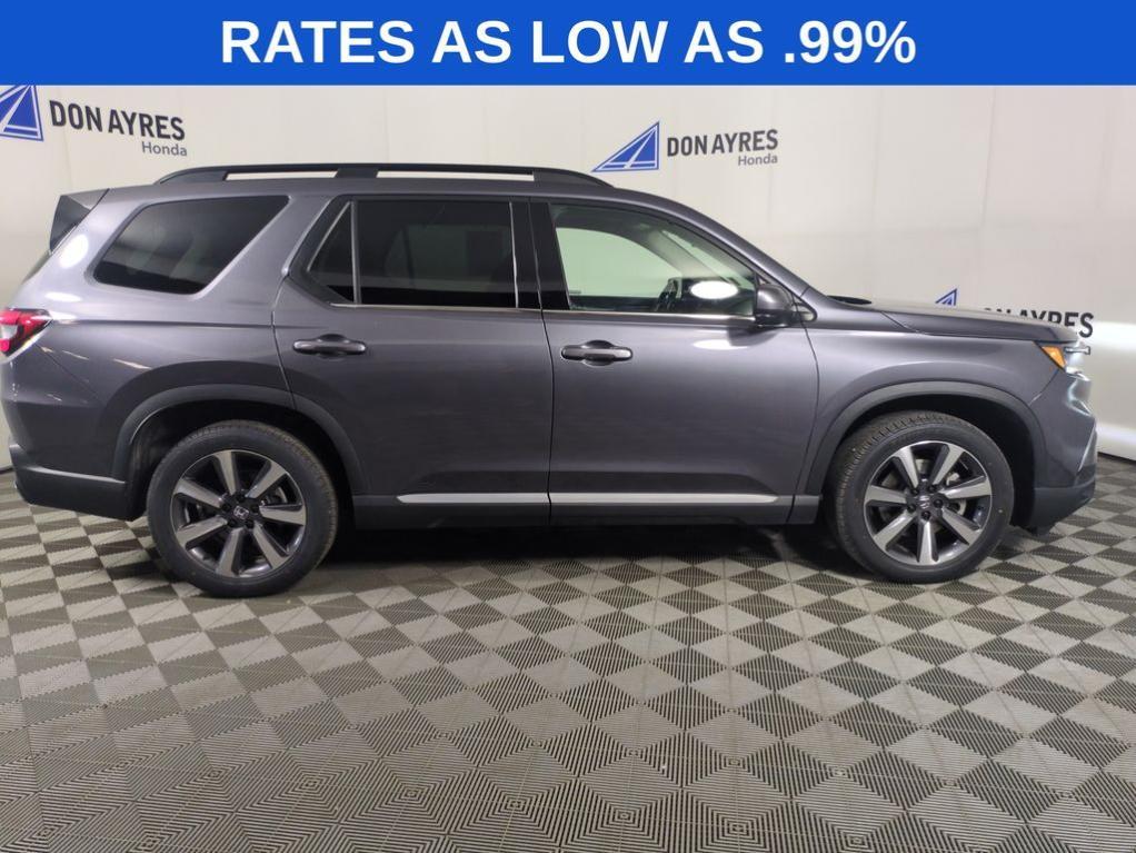 used 2023 Honda Pilot car, priced at $44,466