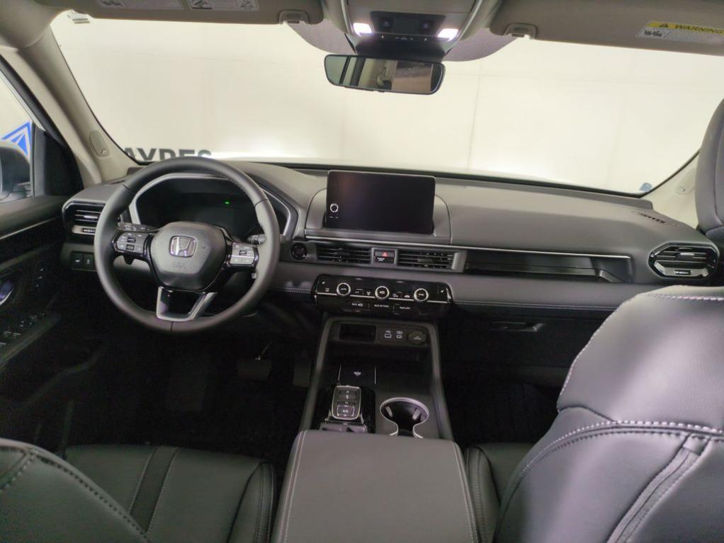 new 2025 Honda Pilot car, priced at $52,549