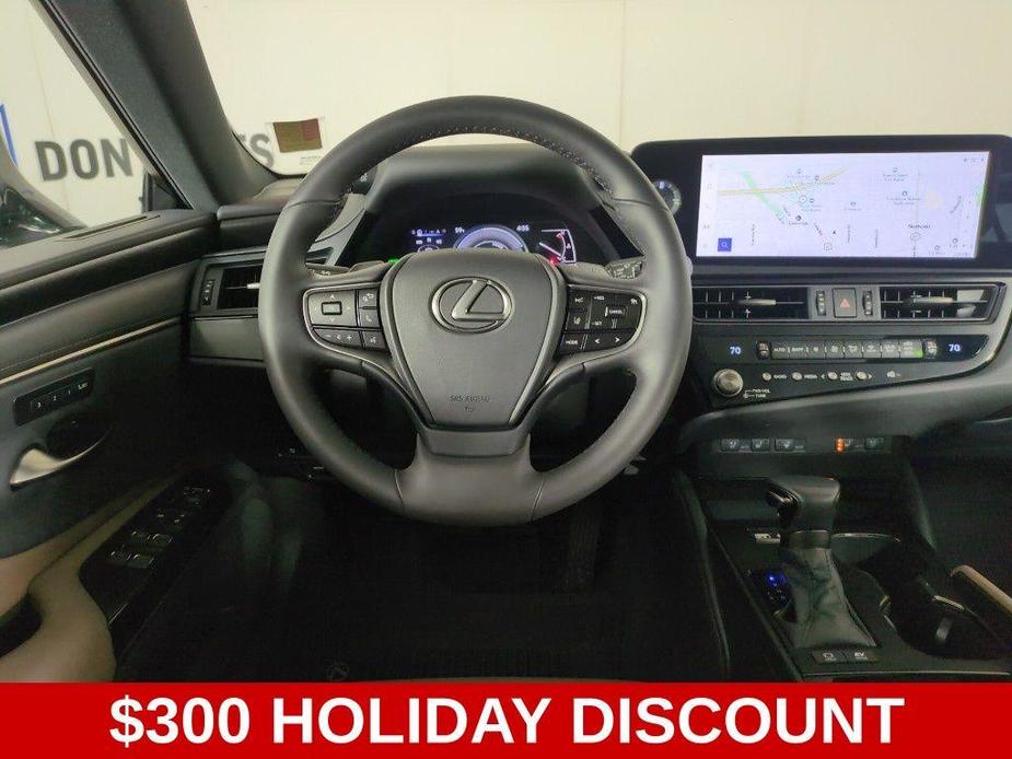 used 2023 Lexus ES 300h car, priced at $37,581