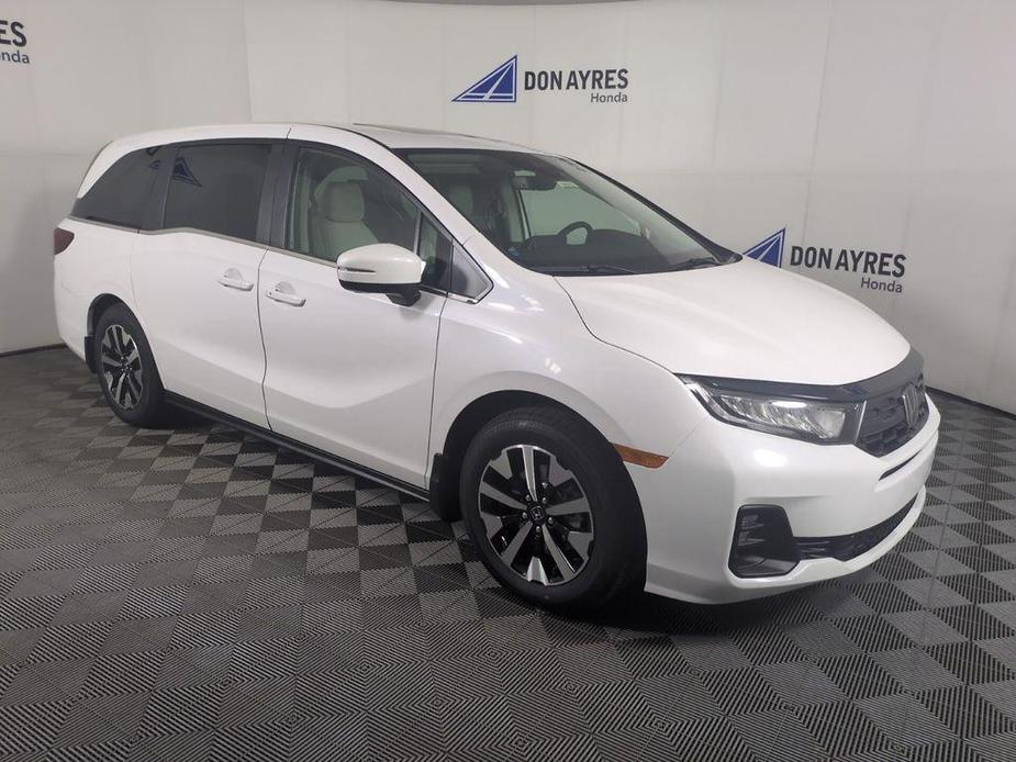 new 2025 Honda Odyssey car, priced at $43,770