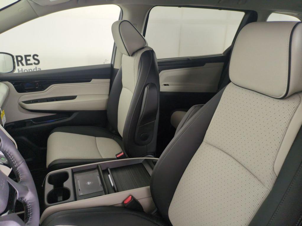new 2026 Honda Odyssey car, priced at $49,457