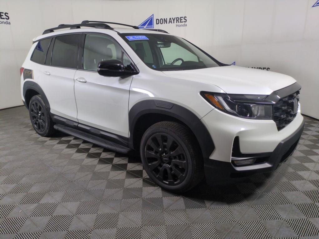 used 2022 Honda Passport car, priced at $36,999