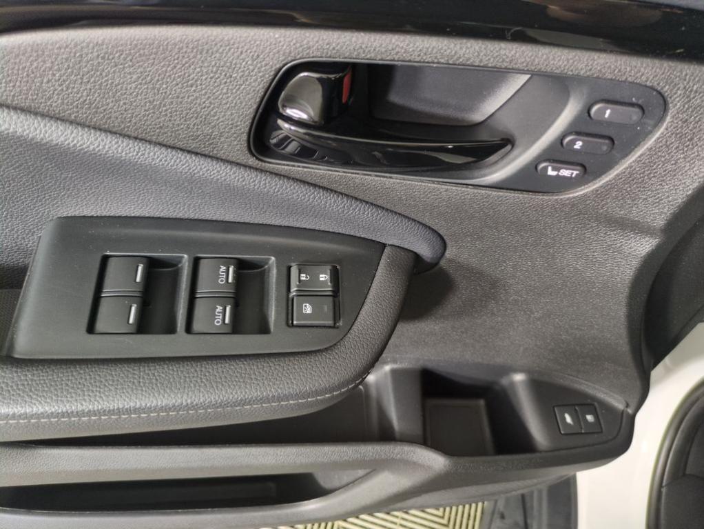 used 2022 Honda Passport car, priced at $36,999