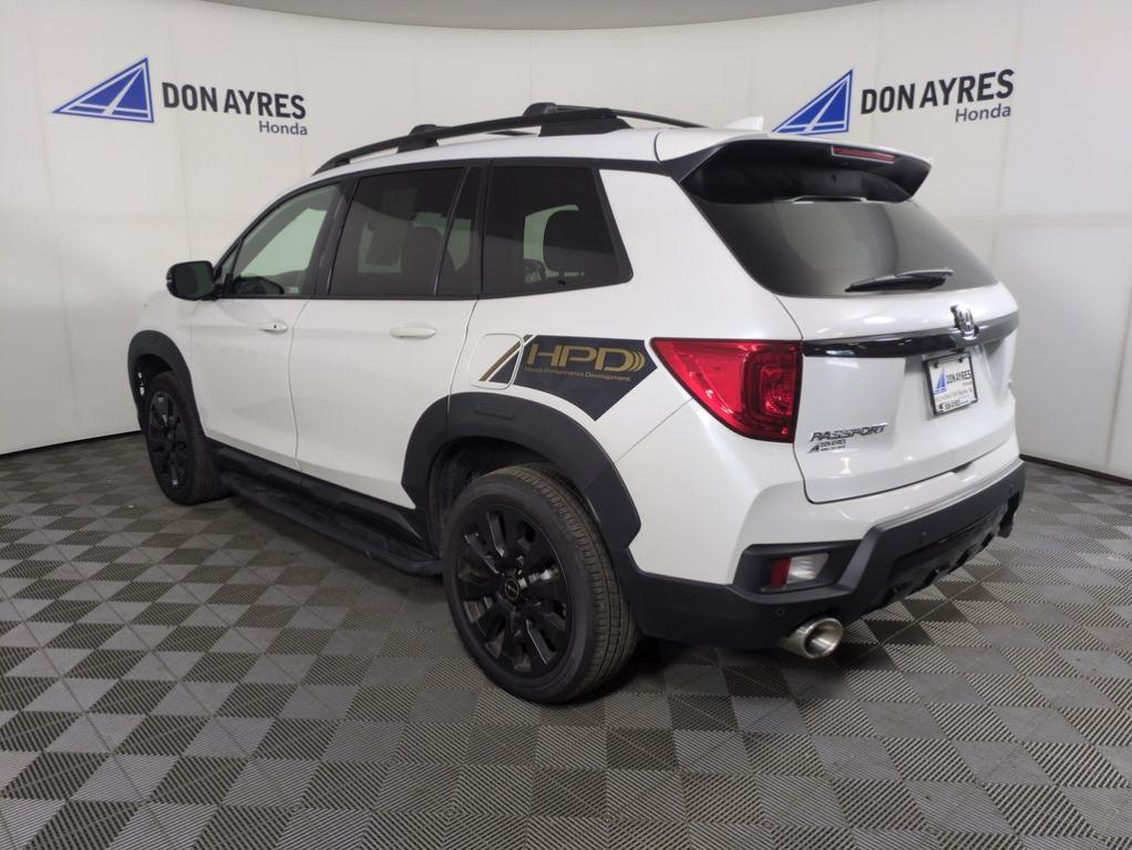 used 2022 Honda Passport car, priced at $36,999