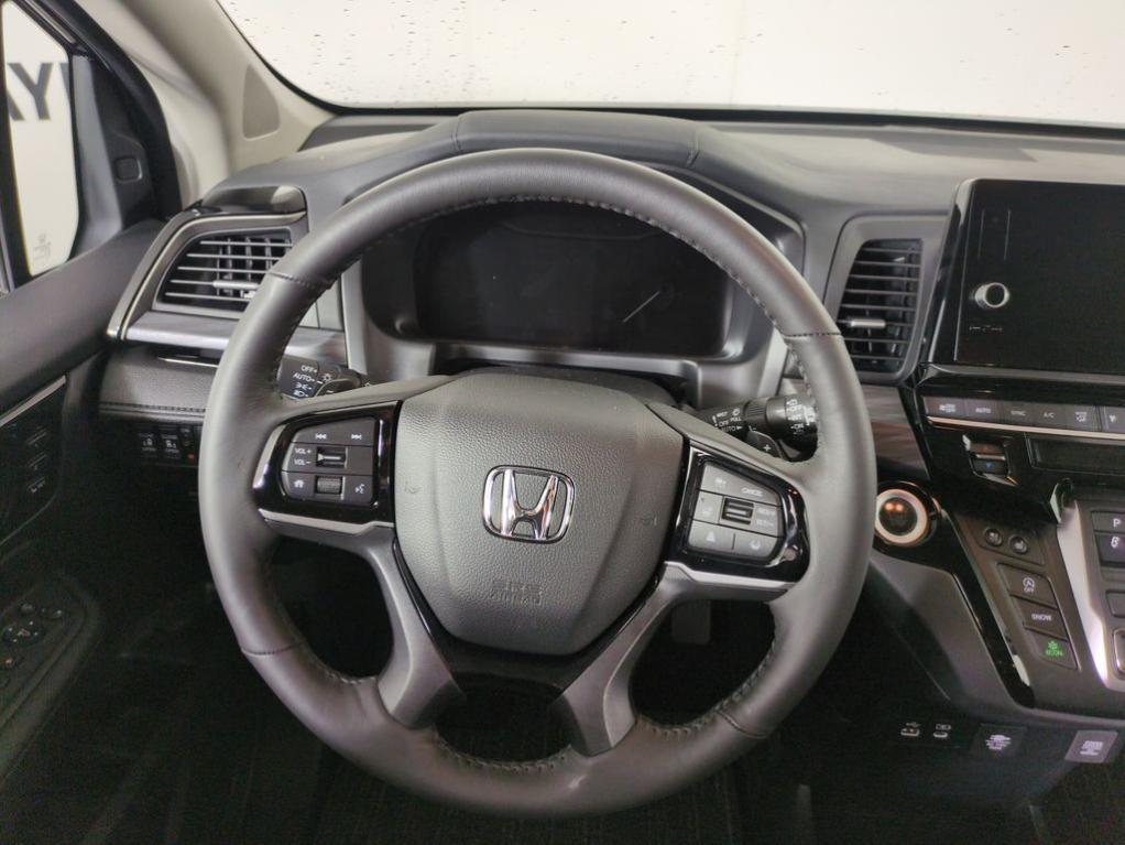 new 2025 Honda Odyssey car, priced at $52,630