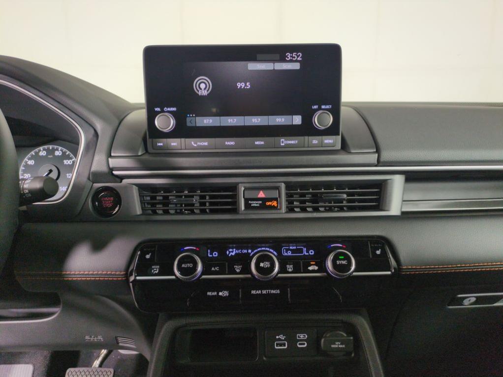 new 2025 Honda Pilot car, priced at $44,749