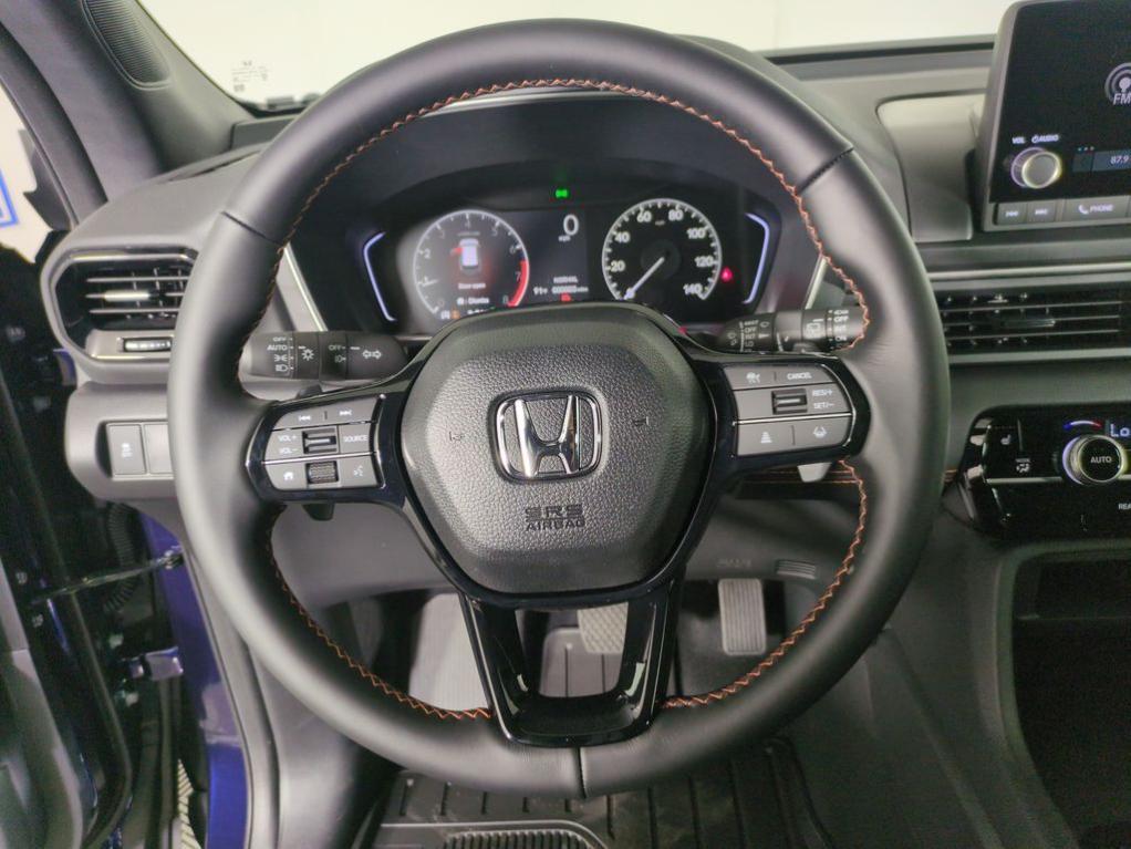 new 2025 Honda Pilot car, priced at $44,749