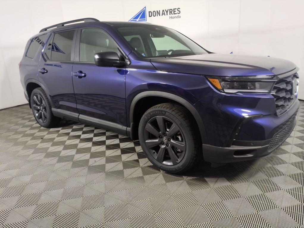 new 2025 Honda Pilot car, priced at $42,288