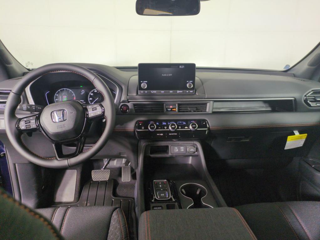 new 2025 Honda Pilot car, priced at $42,288