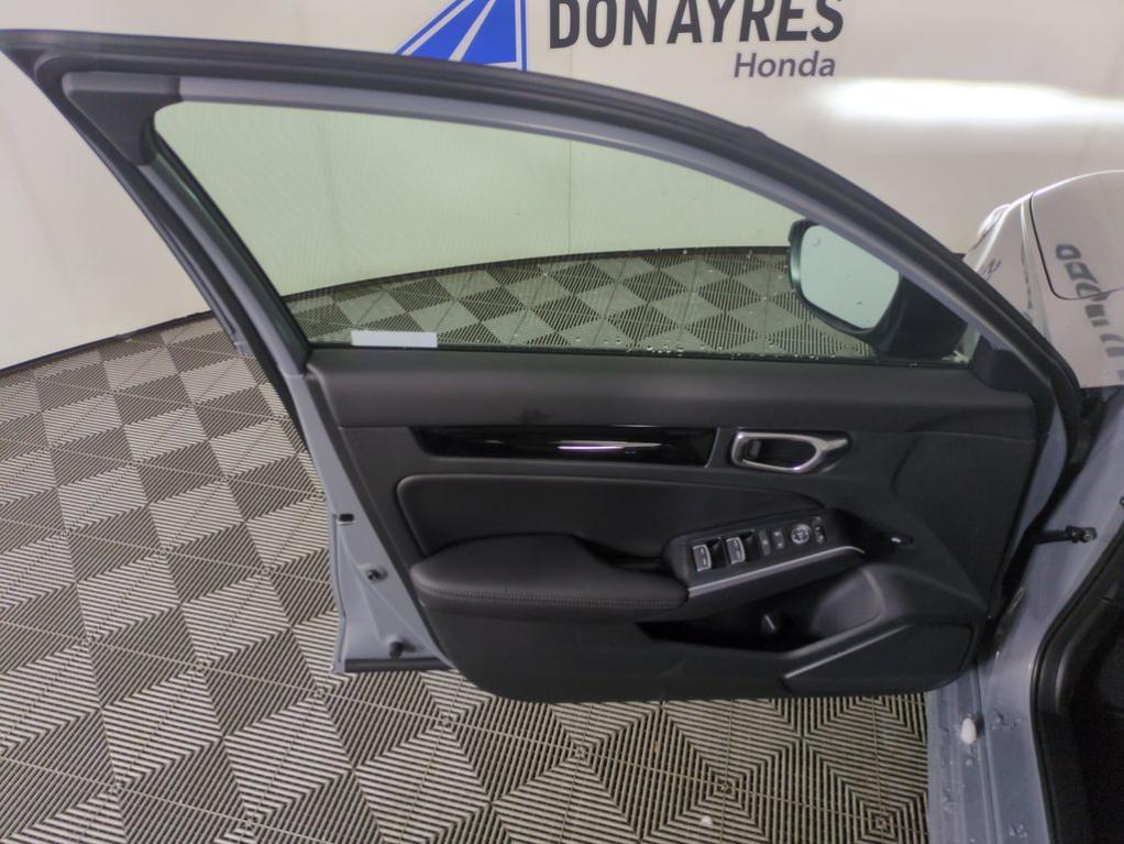 new 2026 Honda Civic Hybrid car, priced at $34,844