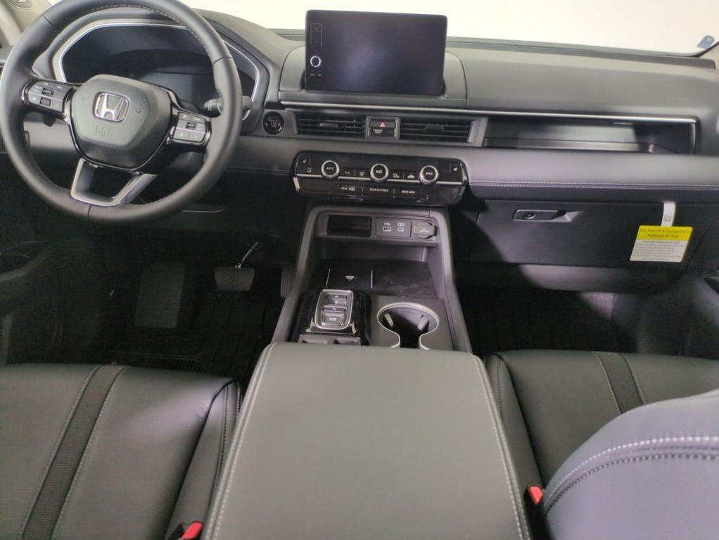 new 2025 Honda Pilot car, priced at $52,549