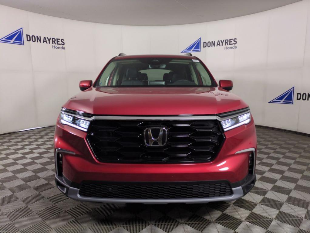 new 2025 Honda Pilot car, priced at $49,872