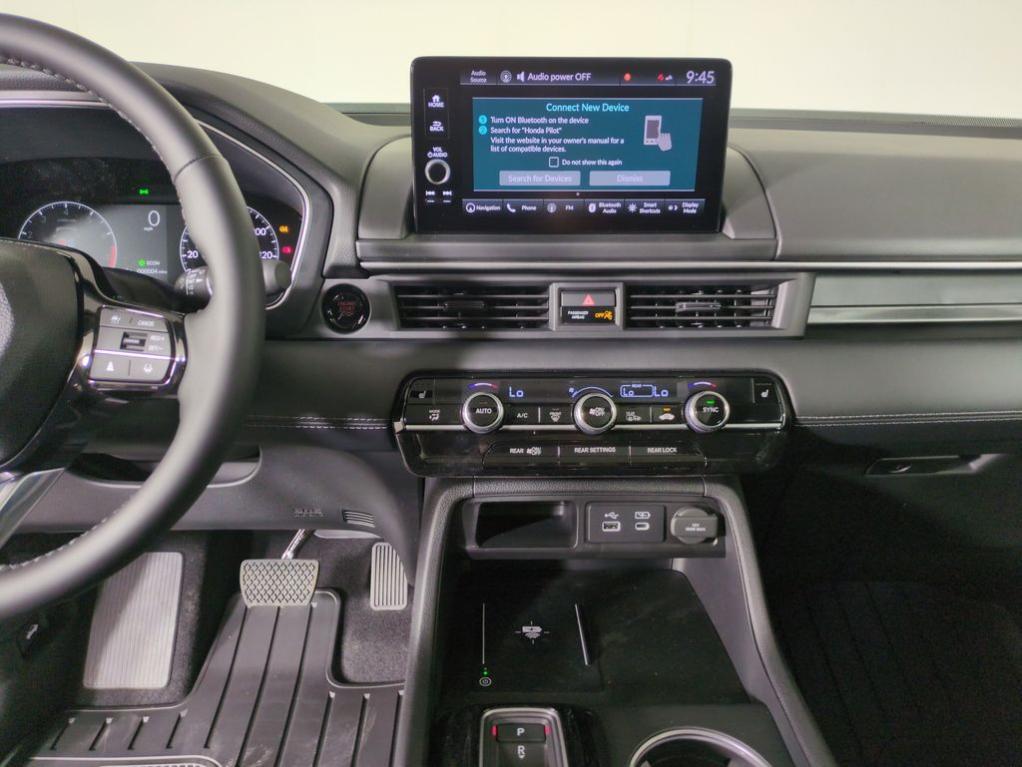 new 2025 Honda Pilot car, priced at $49,872