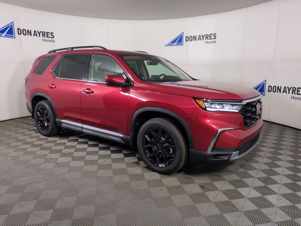 new 2025 Honda Pilot car, priced at $49,872